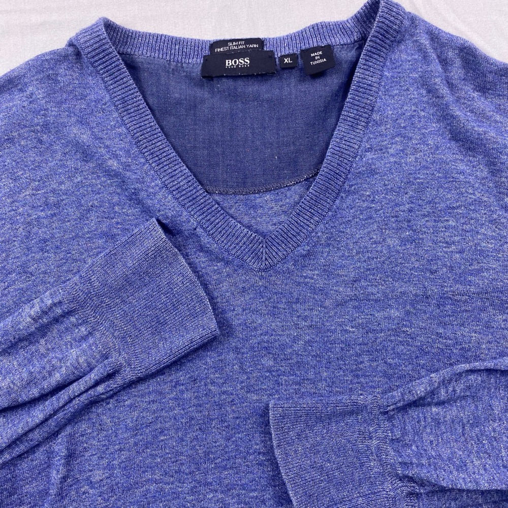 HUGO BOSS Slim Fit V-Neck Sweater Mens XL Blue Italian Yarn Wool Pullover
